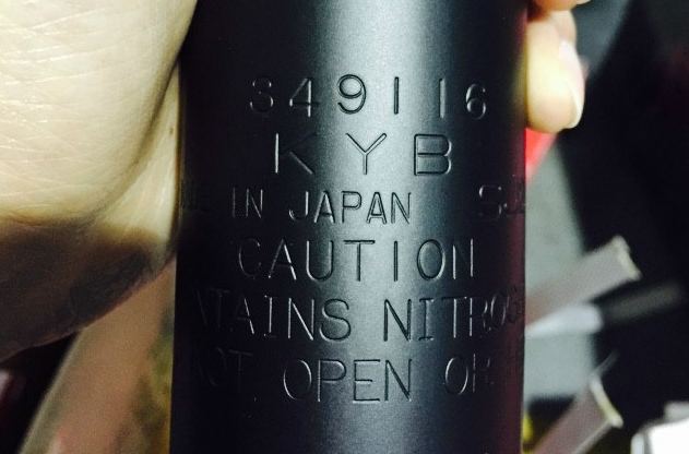 如何辨別KYB減震器真假？(圖2)
